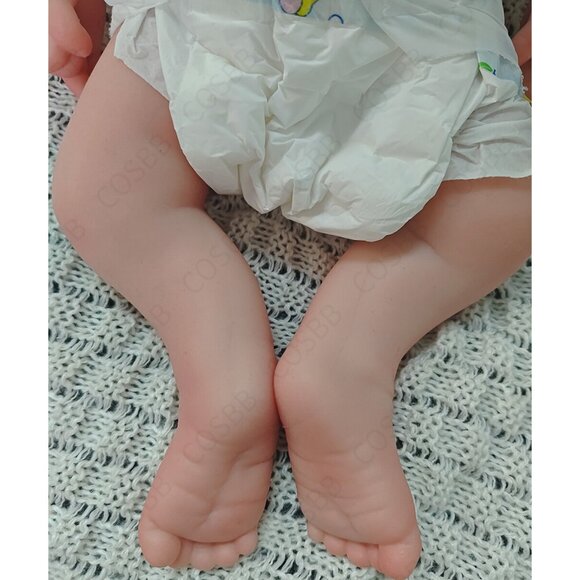 US 45cm Eyes Closed Sleeping Reborn Boy Baby Dolls 6.16lbs Full Silicone Dolls - Picture 10 of 10